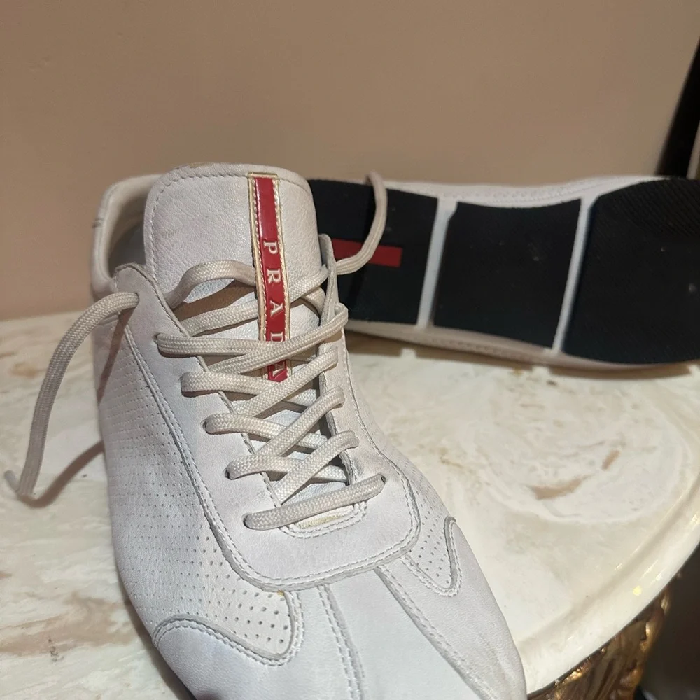 Prada Stylish White Men's Sneakers - Picture 2 of 7